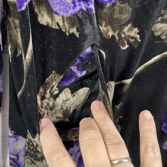 Chico's Jacket Sz 1 Womens M Black Purple Floral Velvet Full Zip Stretch Boho - Picture 3 of 10